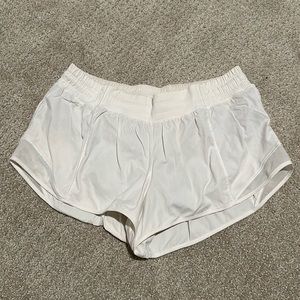 lululemon hotty hot shorts